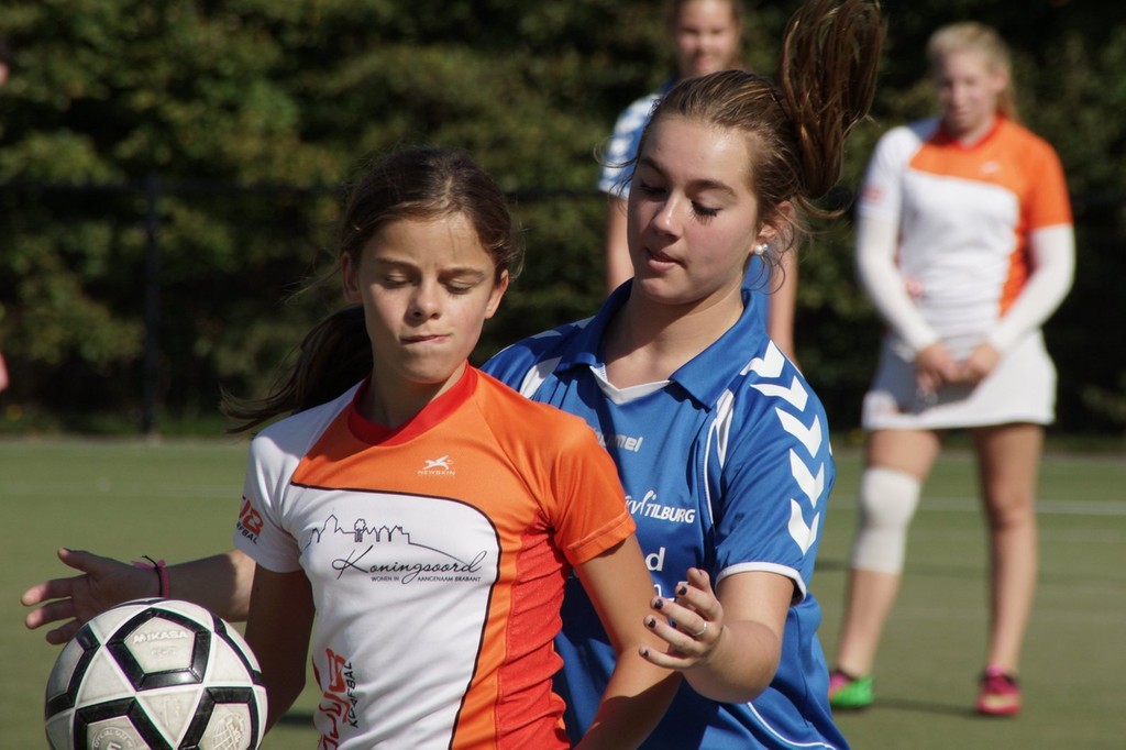 KV Tilburg B5  28 september-041.jpg